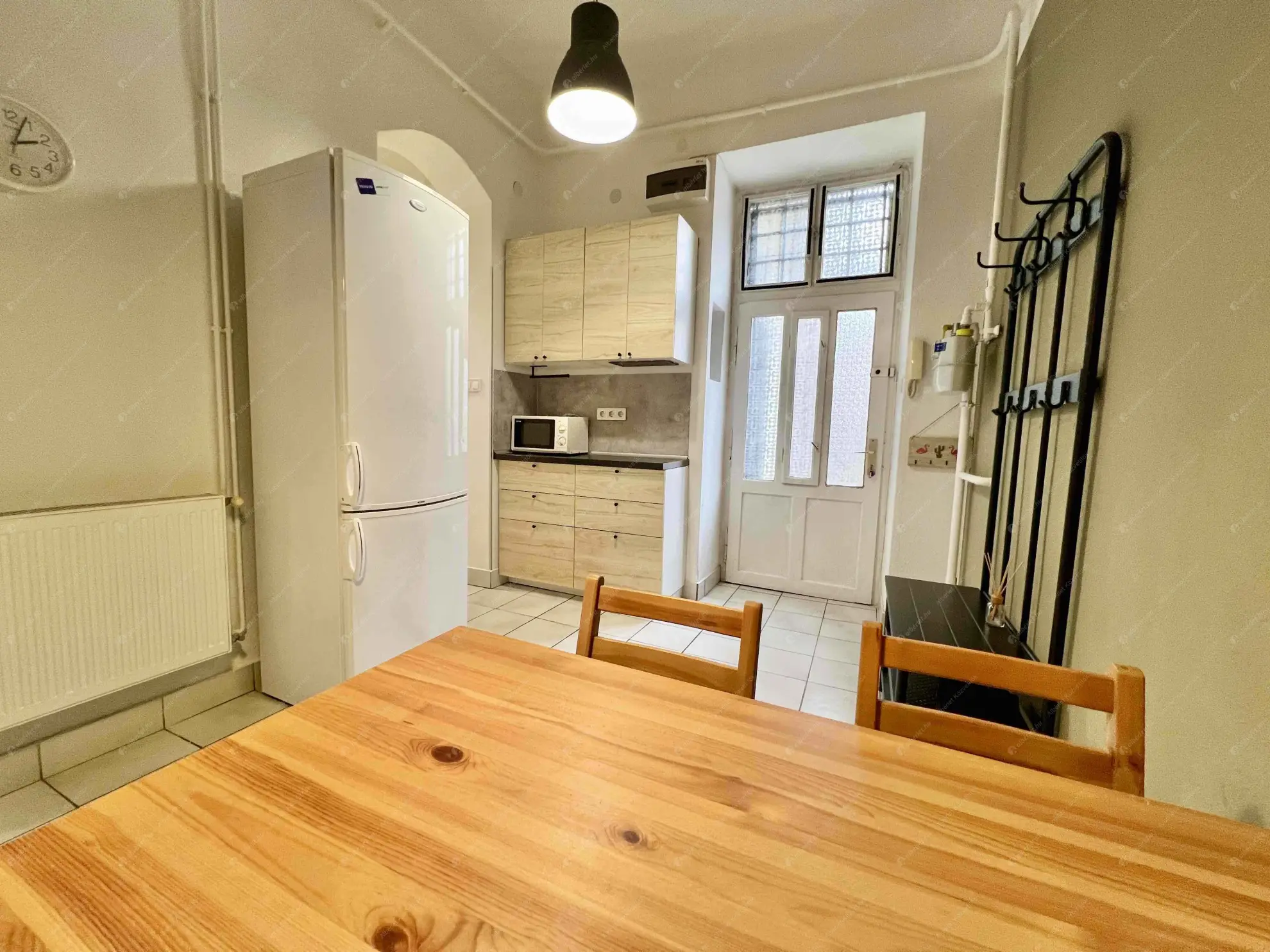 Kiadó albérlet 260000 Ft/hó áron: Budapest, VII. kerület  Péterfy Sándor utca. Mérete: 70 nm, 2 szobás | Alberlet.hu - 6631137