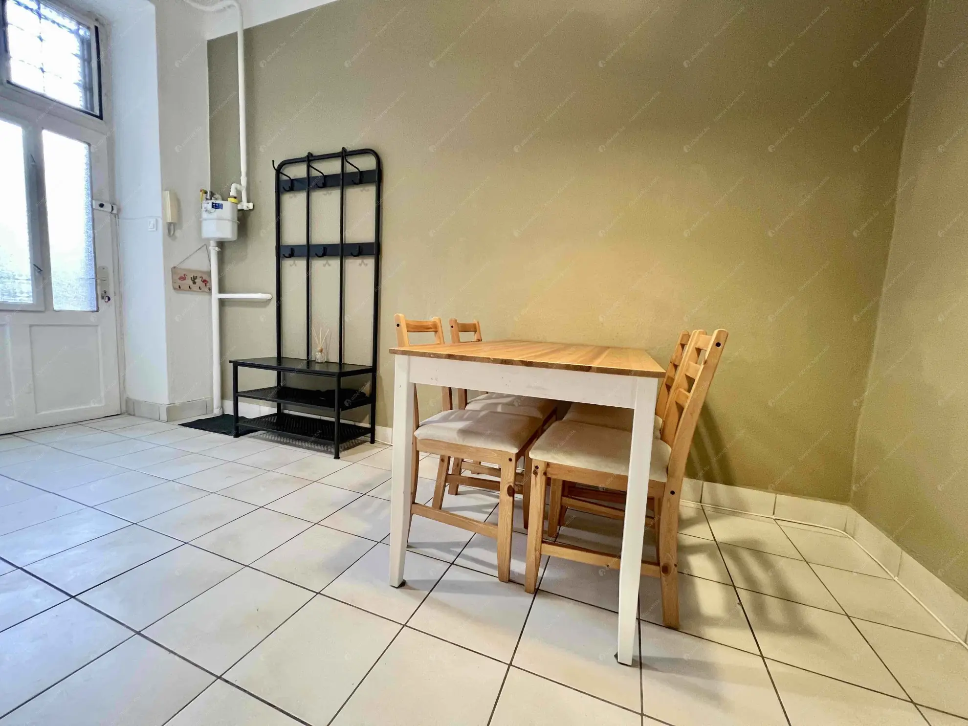 Kiadó albérlet 260000 Ft/hó áron: Budapest, VII. kerület  Péterfy Sándor utca. Mérete: 70 nm, 2 szobás | Alberlet.hu - 6631138