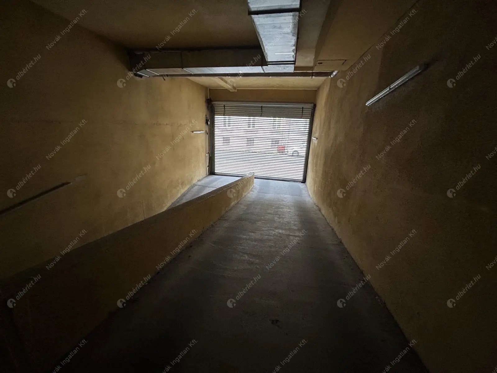 Kiadó albérlet 400000 Ft/hó áron: Budapest, VII. kerület  Péterfy Sándor utca. Mérete: 78 nm, 2 szobás | Alberlet.hu - 6574116