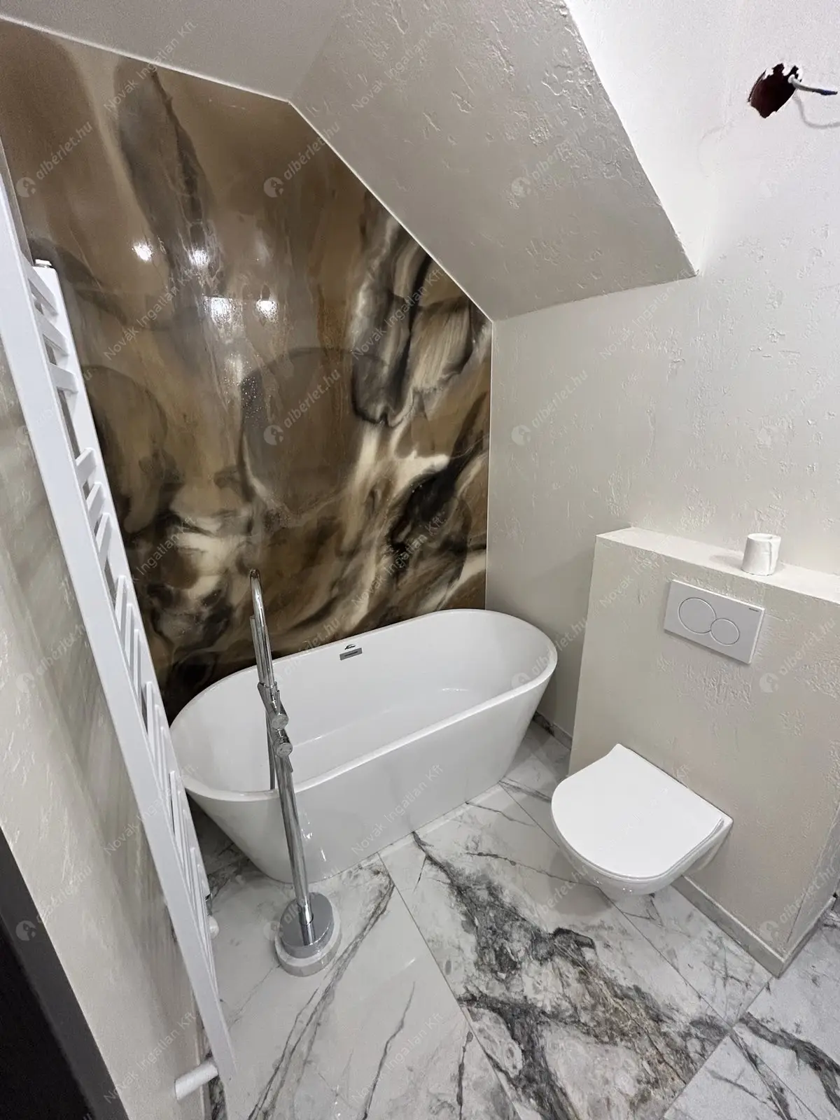 Kiadó albérlet 400000 Ft/hó áron: Budapest, VII. kerület  Péterfy Sándor utca. Mérete: 78 nm, 2 szobás | Alberlet.hu - 6574119