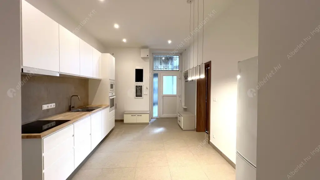 Kiadó albérlet 399000 Ft/hó áron: Budapest, VII. kerület  Péterfy Sándor utca. Mérete: 88 nm, 3 szobás | Alberlet.hu - 6561958