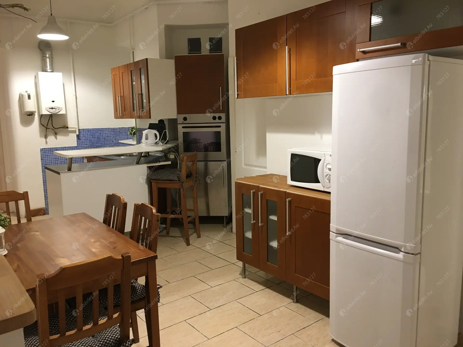 Kiadó albérlet 140000 Ft/hó áron: Budapest, VII. kerület  Rákóczi út. Mérete: 110 nm, 4 szobás | Alberlet.hu - 6491758