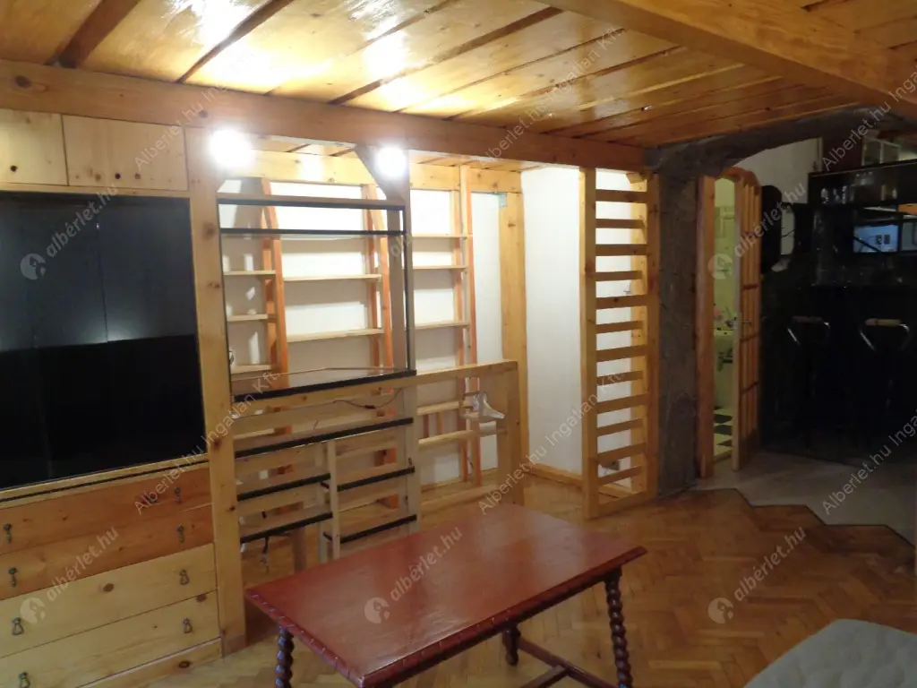 Kiadó albérlet 198000 Ft/hó áron: Budapest, VII. kerület  Rákóczi út. Mérete: 38 nm, 1 szobás | Alberlet.hu - 6591398