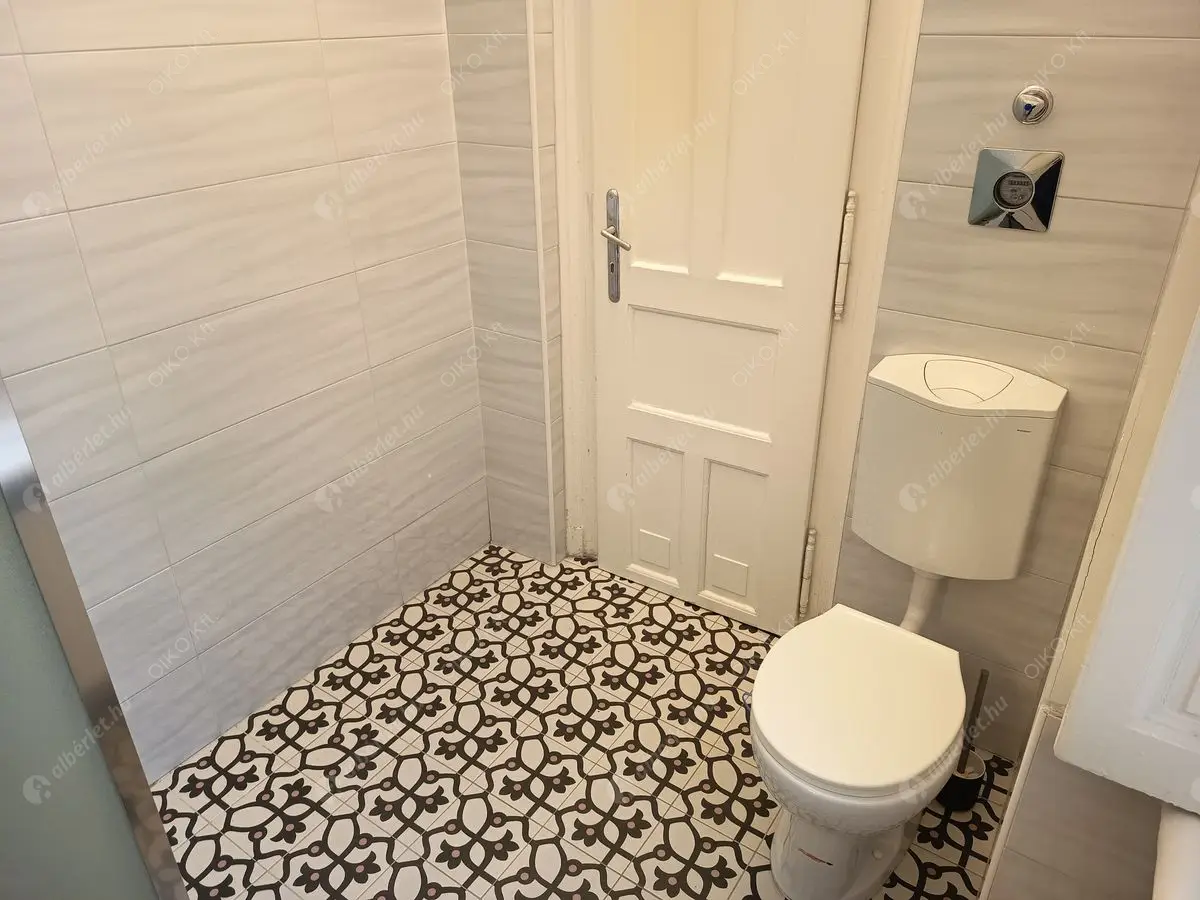 Kiadó albérlet 265000 Ft/hó áron: Budapest, VII. kerület  Rákóczi út. Mérete: 53 nm, 2 szobás | Alberlet.hu - 6599032