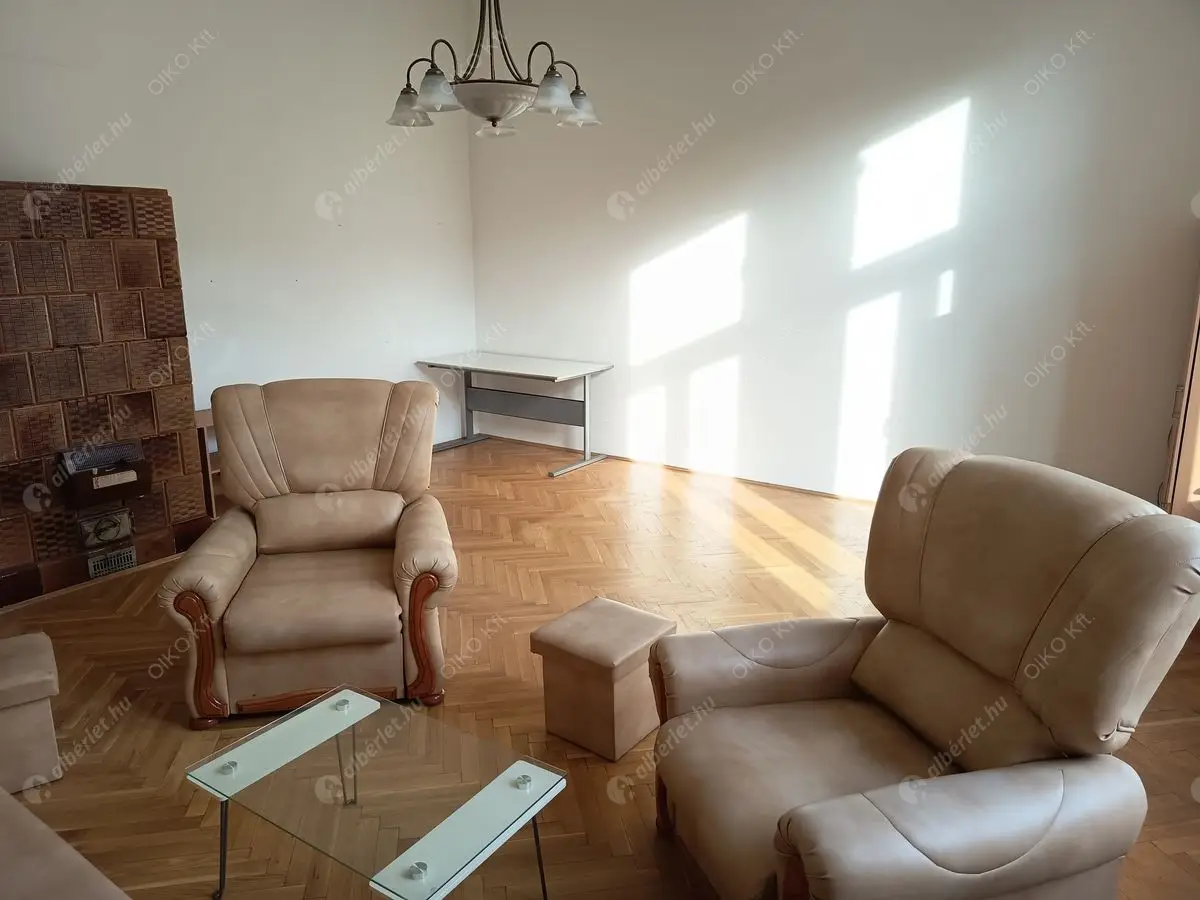 Kiadó albérlet 265000 Ft/hó áron: Budapest, VII. kerület  Rákóczi út. Mérete: 53 nm, 2 szobás | Alberlet.hu - 6599034