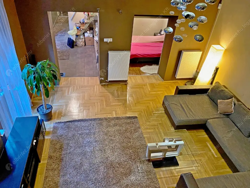 Kiadó albérlet 330000 Ft/hó áron: Budapest, VII. kerület  Rákóczi út. Mérete: 72 nm, 3 szobás | Alberlet.hu - 6173256