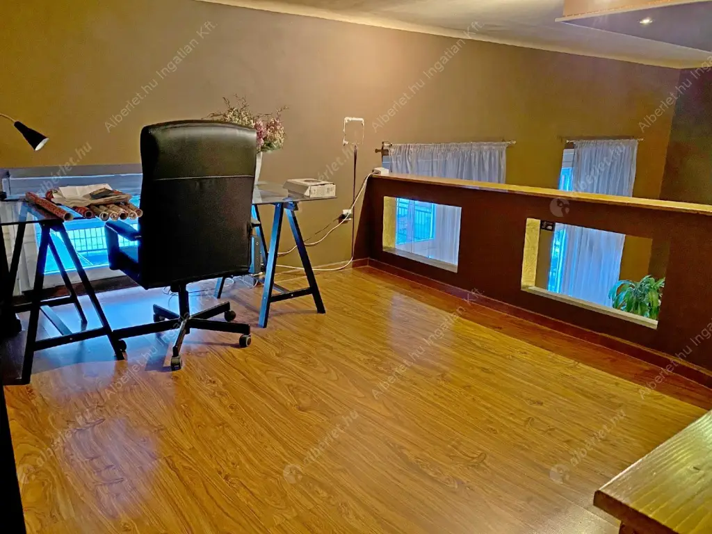 Kiadó albérlet 330000 Ft/hó áron: Budapest, VII. kerület  Rákóczi út. Mérete: 72 nm, 3 szobás | Alberlet.hu - 6583945