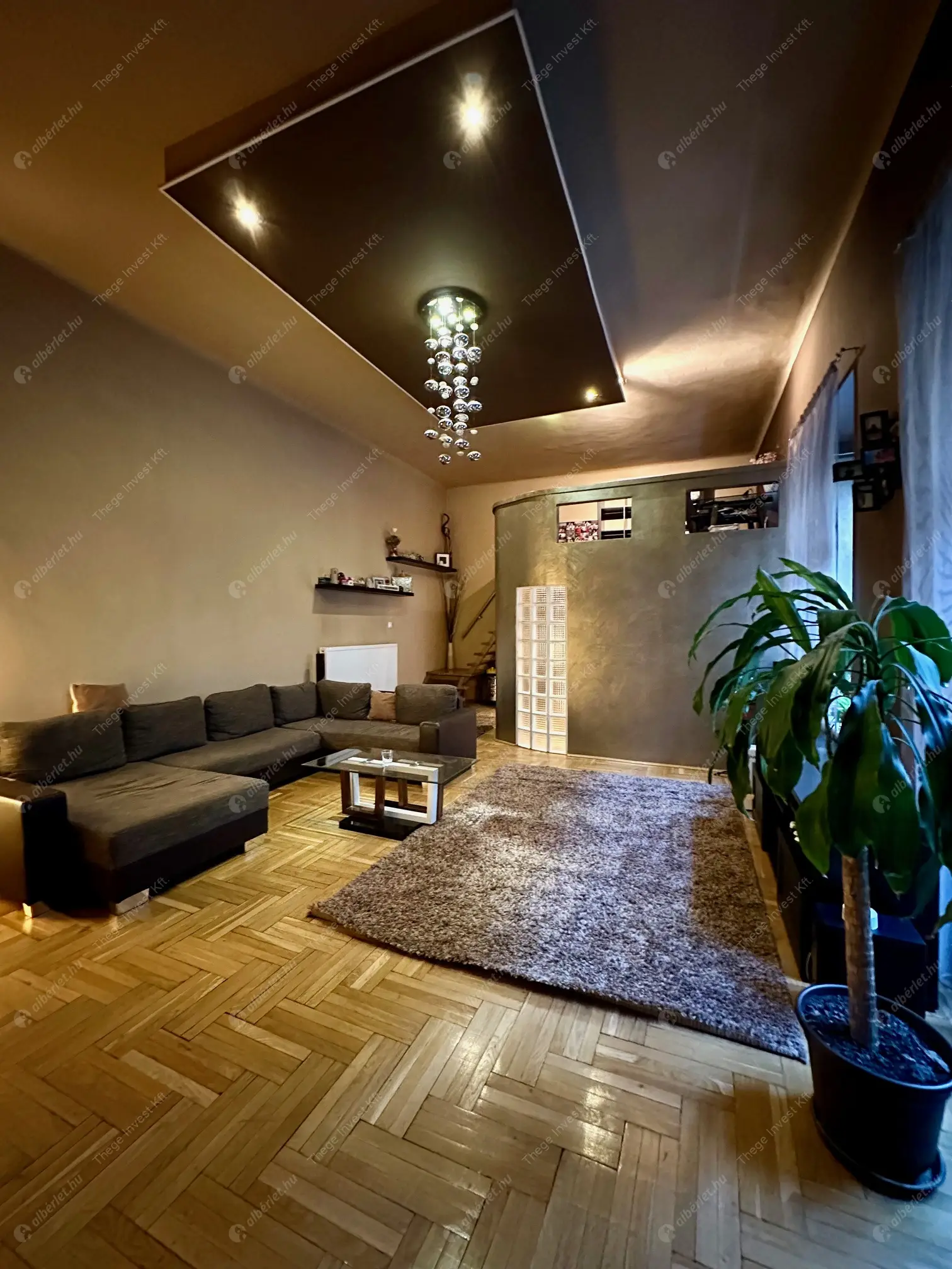 Kiadó albérlet 330000 Ft/hó áron: Budapest, VII. kerület  Rákóczi út. Mérete: 73 nm, 3 szobás | Alberlet.hu - 6583574