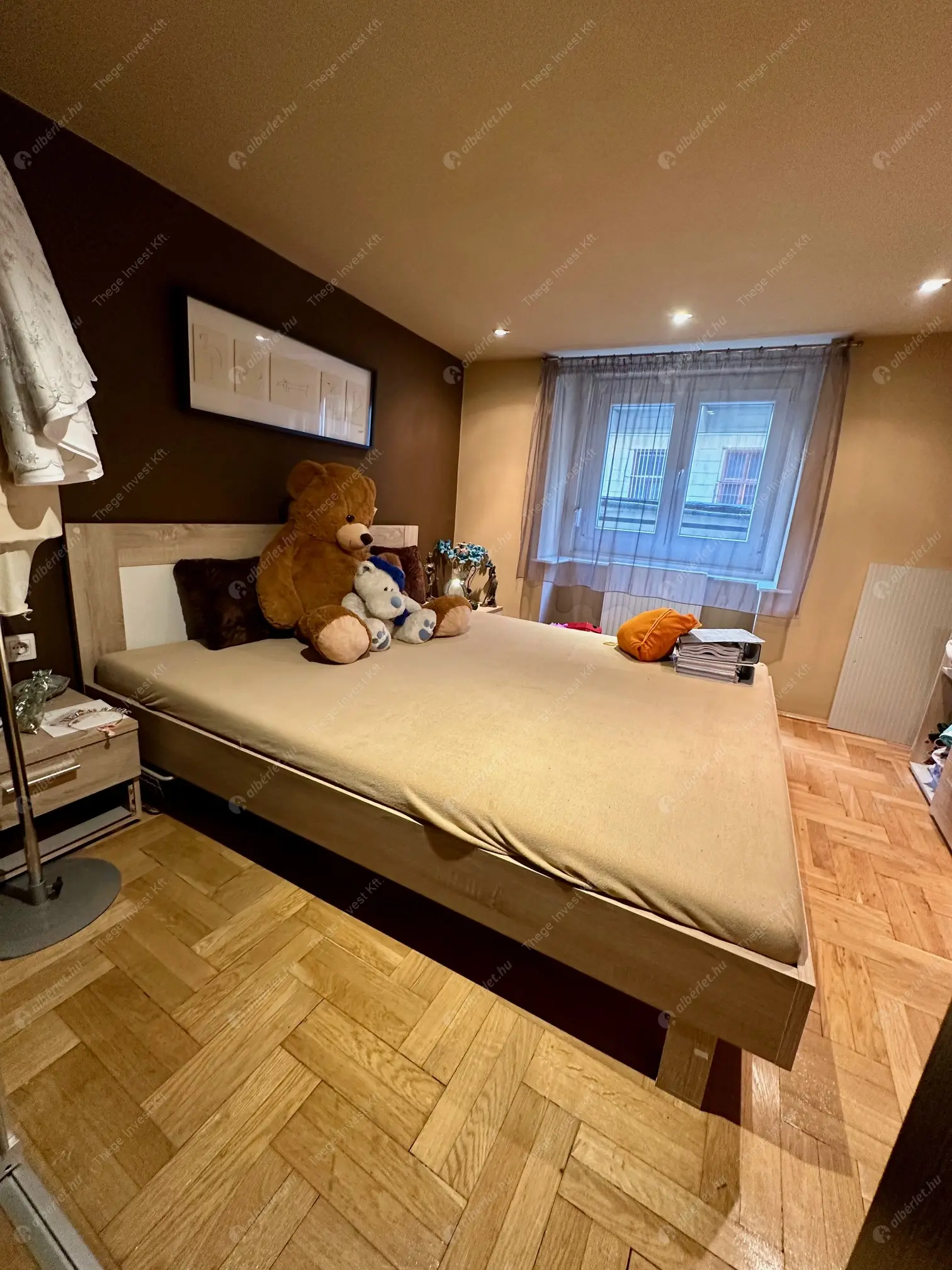 Kiadó albérlet 330000 Ft/hó áron: Budapest, VII. kerület  Rákóczi út. Mérete: 73 nm, 3 szobás | Alberlet.hu - 6583575