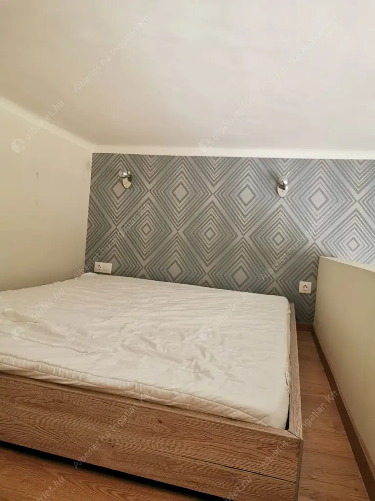 Kiadó albérlet 215000 Ft/hó áron: Budapest, VII. kerület  Rejtő Jenő utca. Mérete: 42 nm, 1 szobás | Alberlet.hu - 6075777