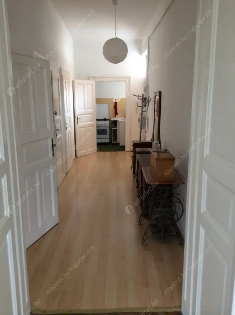 Kiadó albérlet 280000 Ft/hó áron: Budapest, VII. kerület  Rejtő Jenő utca. Mérete: 87 nm, 3 szobás | Alberlet.hu - 6605330