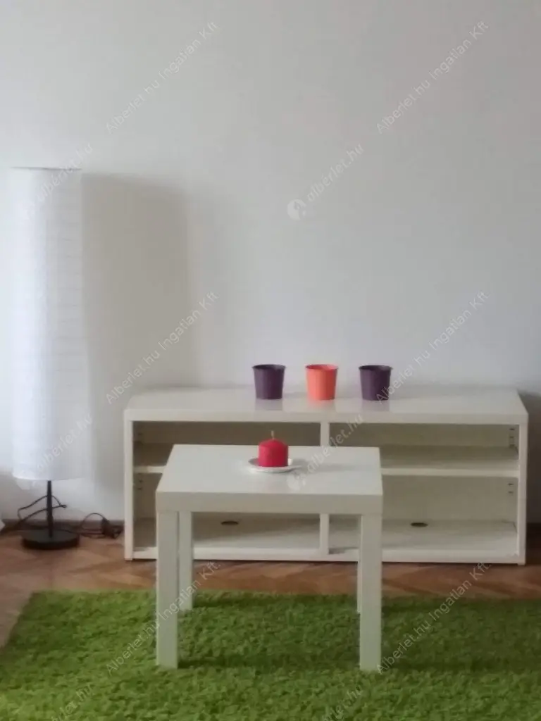 Kiadó albérlet 280000 Ft/hó áron: Budapest, VII. kerület  Rejtő Jenő utca. Mérete: 87 nm, 3 szobás | Alberlet.hu - 6605336