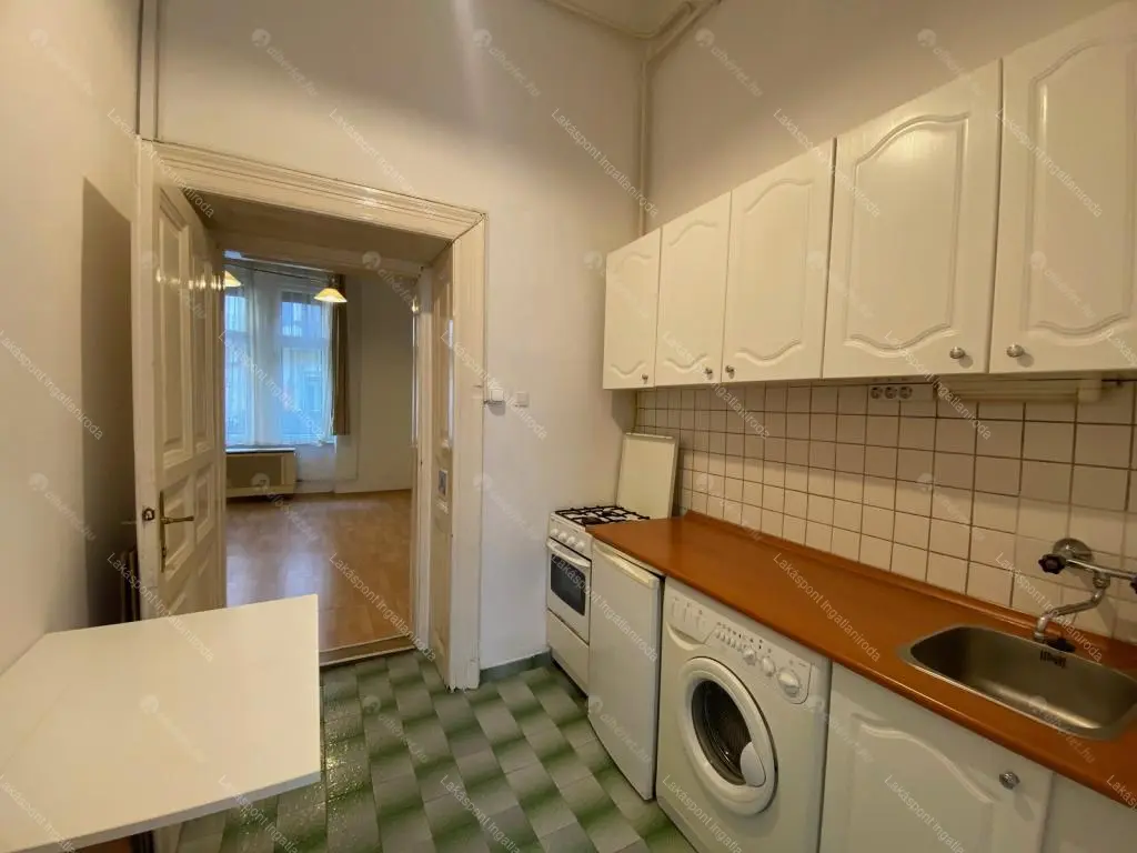 Kiadó albérlet 170000 Ft/hó áron: Budapest, VII. kerület  Rottenbiller utca. Mérete: 27 nm, 1 szobás | Alberlet.hu - 6685435