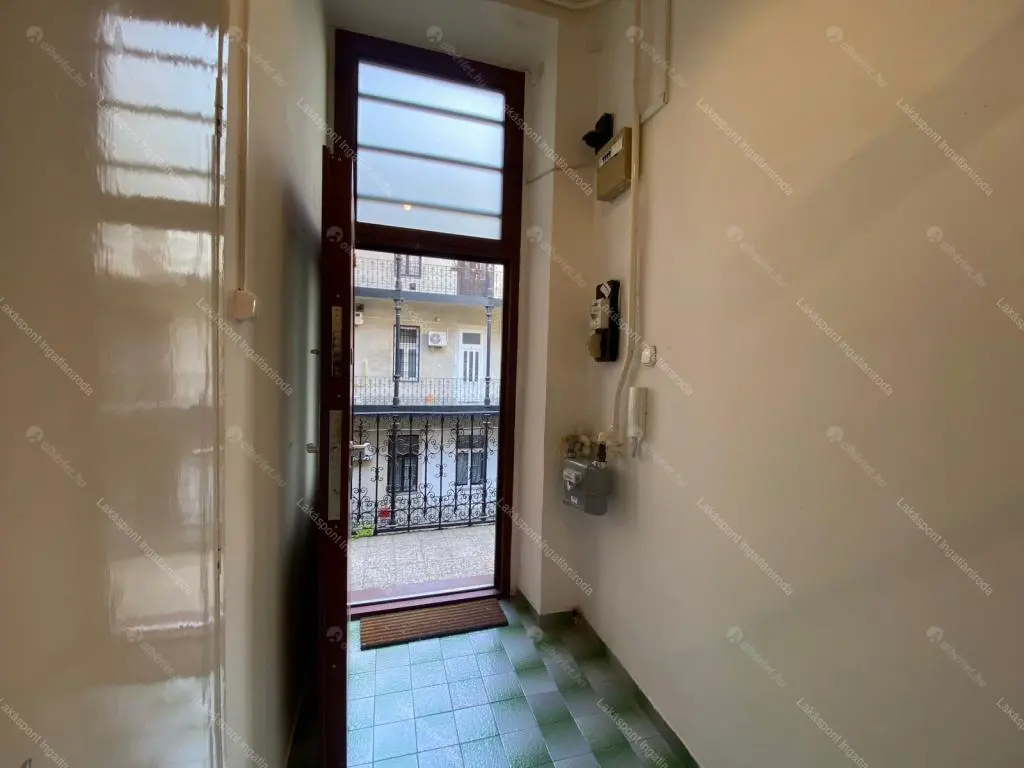 Kiadó albérlet 170000 Ft/hó áron: Budapest, VII. kerület  Rottenbiller utca. Mérete: 27 nm, 1 szobás | Alberlet.hu - 6685444