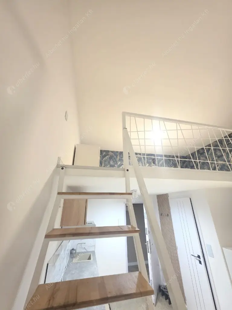 Kiadó albérlet 220000 Ft/hó áron: Budapest, VII. kerület  Rottenbiller utca. Mérete: 35 nm, 1 szobás | Alberlet.hu - 6638383