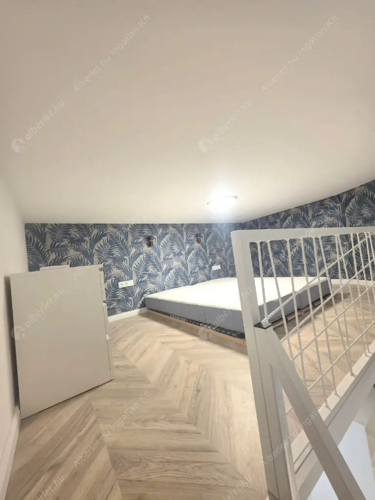 Kiadó albérlet 220000 Ft/hó áron: Budapest, VII. kerület  Rottenbiller utca. Mérete: 35 nm, 1 szobás | Alberlet.hu - 6638384