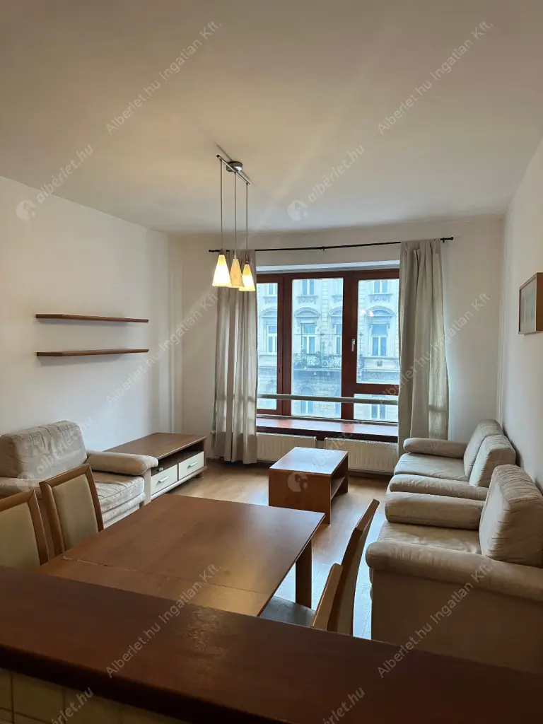 Kiadó albérlet 242000 Ft/hó áron: Budapest, VII. kerület  Rottenbiller utca. Mérete: 44 nm, 2 szobás | Alberlet.hu - 6516436