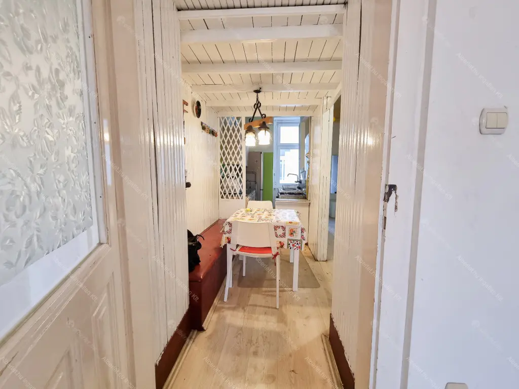 Kiadó albérlet 280000 Ft/hó áron: Budapest, VII. kerület  Rottenbiller utca. Mérete: 61 nm, 2 szobás | Alberlet.hu - 6696670