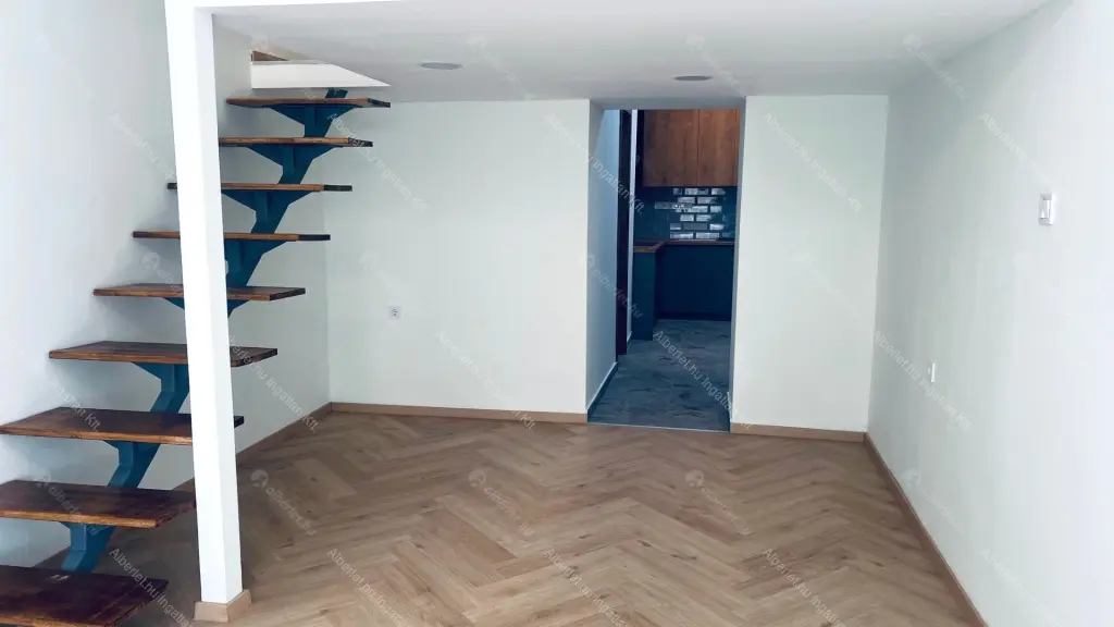 Kiadó albérlet 239000 Ft/hó áron: Budapest, VII. kerület  Sajó utca. Mérete: 35 nm, 1 szobás | Alberlet.hu - 6709417