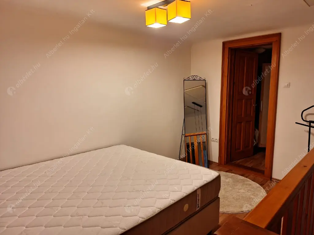Kiadó albérlet 225000 Ft/hó áron: Budapest, VII. kerület  Síp utca. Mérete: 41 nm, 1 szobás | Alberlet.hu - 6613251