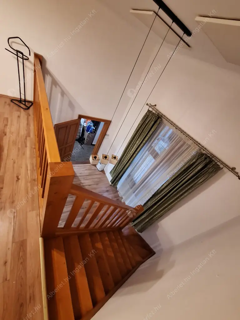 Kiadó albérlet 225000 Ft/hó áron: Budapest, VII. kerület  Síp utca. Mérete: 41 nm, 1 szobás | Alberlet.hu - 6613252