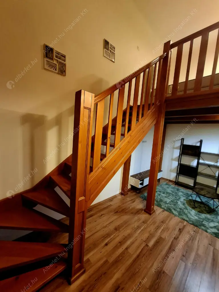 Kiadó albérlet 225000 Ft/hó áron: Budapest, VII. kerület  Síp utca. Mérete: 41 nm, 1 szobás | Alberlet.hu - 6613261