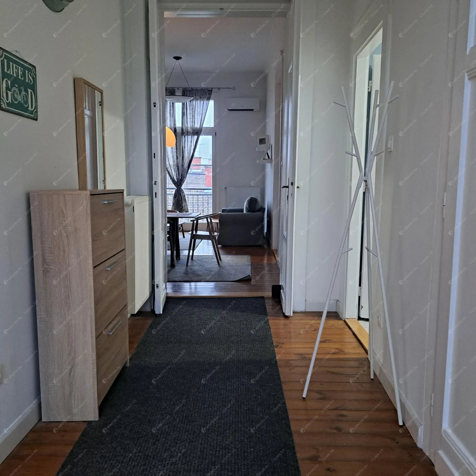 Kiadó albérlet 470000 Ft/hó áron: Budapest, VII. kerület  Síp utca. Mérete: 73 nm, 4 szobás | Alberlet.hu - 6628285