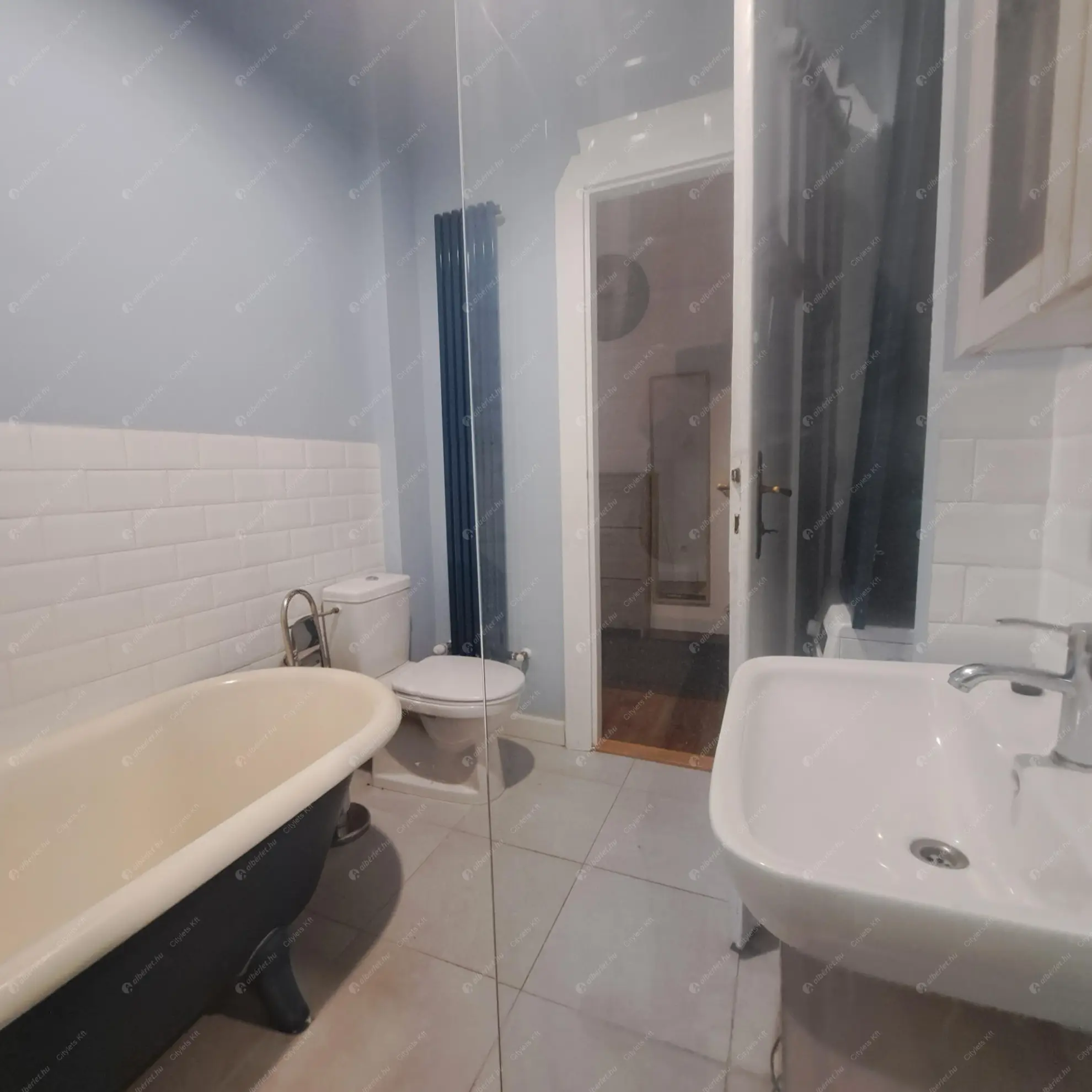 Kiadó albérlet 470000 Ft/hó áron: Budapest, VII. kerület  Síp utca. Mérete: 73 nm, 4 szobás | Alberlet.hu - 6628286