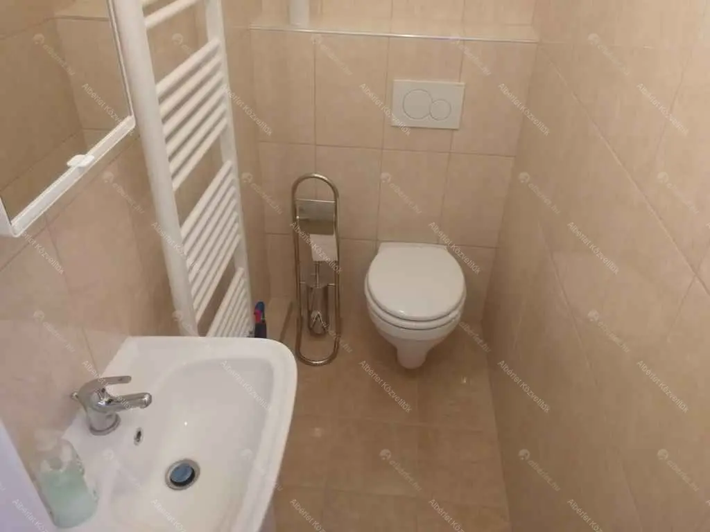 Kiadó albérlet 175000 Ft/hó áron: Budapest, VII. kerület  Szinva utca. Mérete: 80 nm, 2 szobás | Alberlet.hu - 6658653