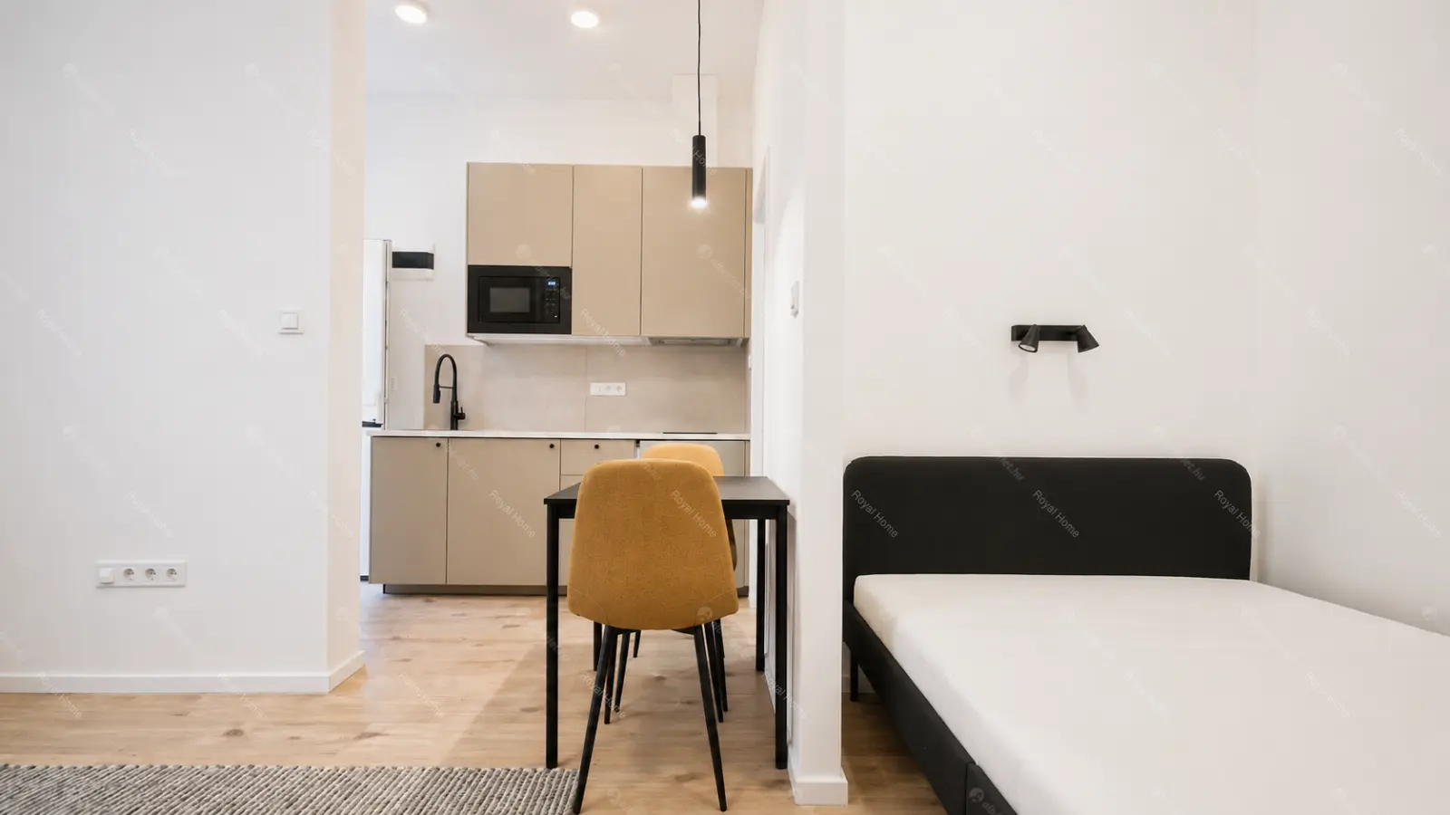 Kiadó albérlet 200000 Ft/hó áron: Budapest, VII. kerület  Szövetség utca. Mérete: 20 nm, 1 szobás | Alberlet.hu - 6709627