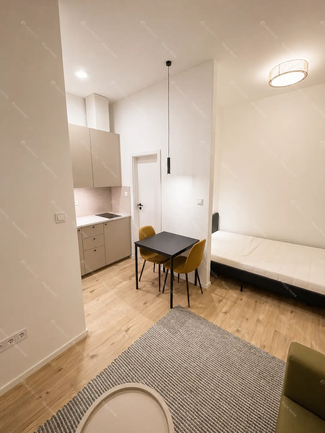 Kiadó albérlet 200000 Ft/hó áron: Budapest, VII. kerület  Szövetség utca. Mérete: 20 nm, 1 szobás | Alberlet.hu - 6709633