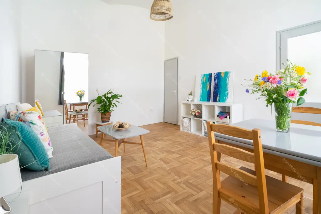 Kiadó albérlet 195000 Ft/hó áron: Budapest, VII. kerület  Szövetség utca. Mérete: 30 nm, 1 szobás | Alberlet.hu - 6655826