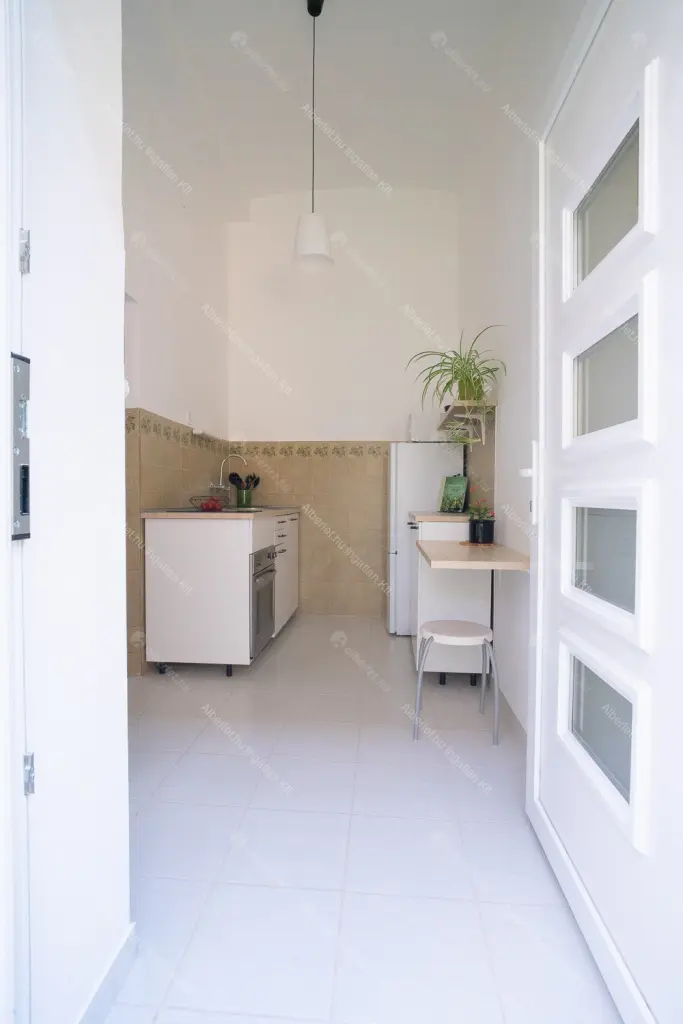 Kiadó albérlet 195000 Ft/hó áron: Budapest, VII. kerület  Szövetség utca. Mérete: 30 nm, 1 szobás | Alberlet.hu - 6655831