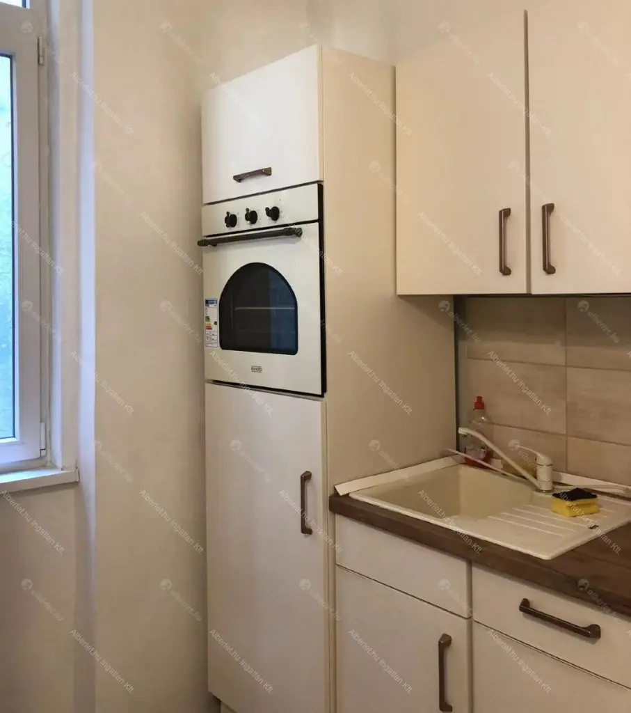 Kiadó albérlet 210000 Ft/hó áron: Budapest, VII. kerület  Szövetség utca. Mérete: 30 nm, 1 szobás | Alberlet.hu - 6687187