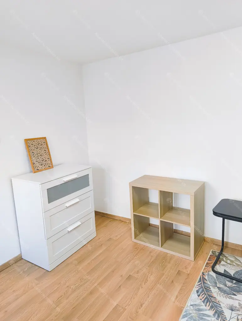 Kiadó albérlet 185000 Ft/hó áron: Budapest, VII. kerület  Thököly út. Mérete: 20 nm, 1 szobás | Alberlet.hu - 6705645