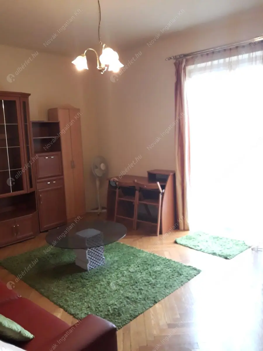 Kiadó albérlet 219000 Ft/hó áron: Budapest, VII. kerület  Thököly út. Mérete: 52 nm, 2 szobás | Alberlet.hu - 6556089