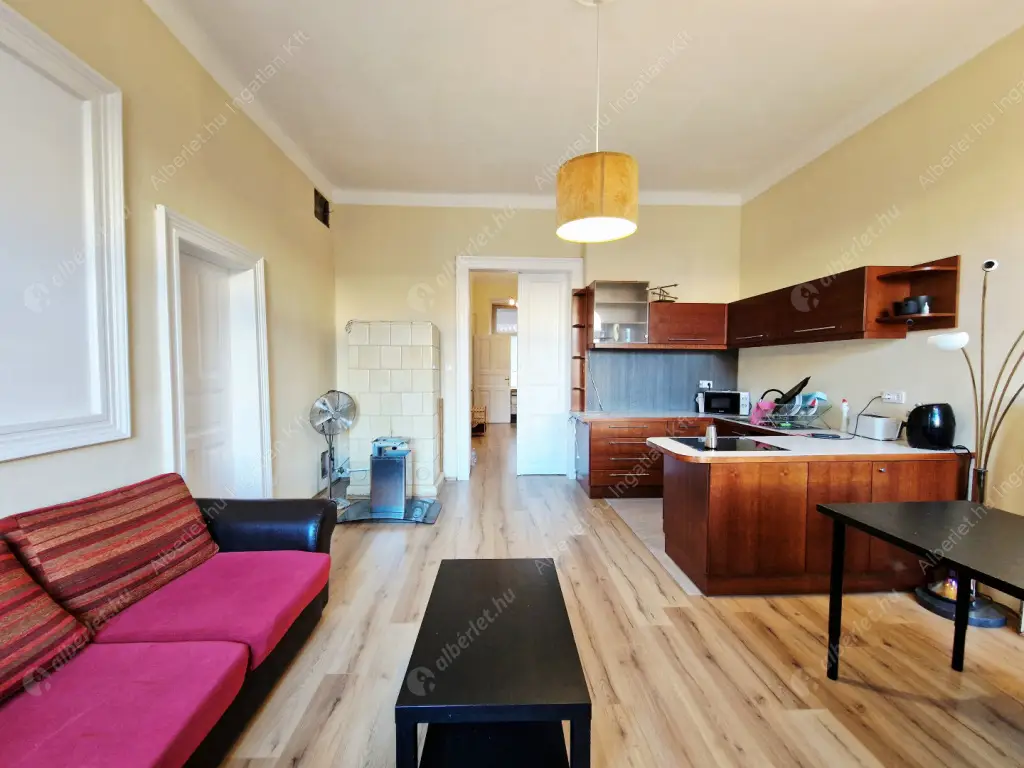 Kiadó albérlet 270000 Ft/hó áron: Budapest, VII. kerület  Thököly út. Mérete: 60 nm, 1 szobás | Alberlet.hu - 6584716