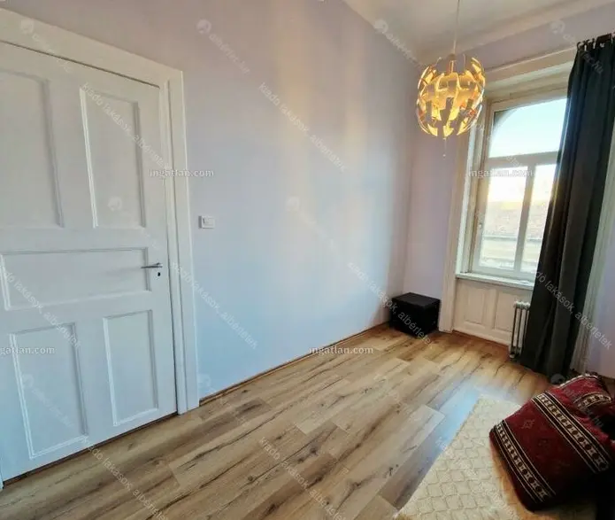 Kiadó albérlet 270000 Ft/hó áron: Budapest, VII. kerület  Thököly út. Mérete: 60 nm, 3 szobás | Alberlet.hu - 6648363