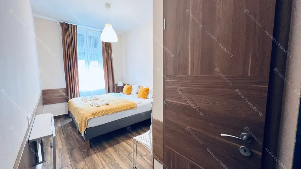 Kiadó albérlet 650000 Ft/hó áron: Budapest, VII. kerület  Thököly út. Mérete: 66 nm, 5 szobás | Alberlet.hu - 6699825