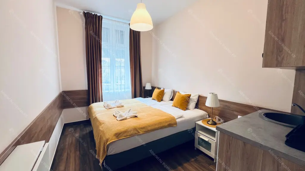 Kiadó albérlet 590000 Ft/hó áron: Budapest, VII. kerület  Thököly út. Mérete: 66 nm, 5 szobás | Alberlet.hu - 6700602