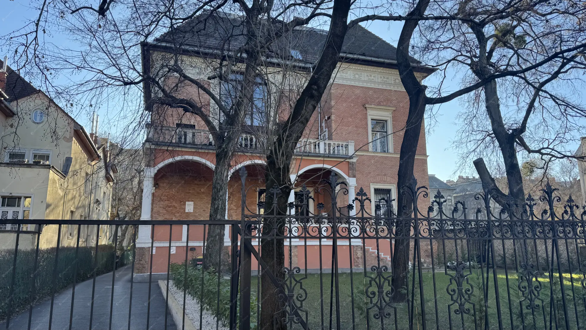 Kiadó albérlet 250000 Ft/hó áron: Budapest, VII. kerület   Városligeti fasor  . Mérete: 44 nm, 1 szobás | Alberlet.hu - 6608353