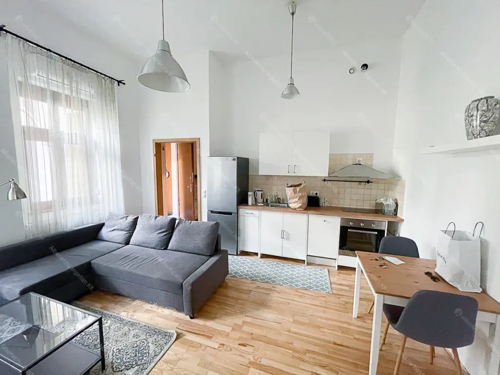 Kiadó albérlet 300000 Ft/hó áron: Budapest, VII. kerület  Vörösmarty utca. Mérete: 41 nm, 1 szobás | Alberlet.hu - 6685569