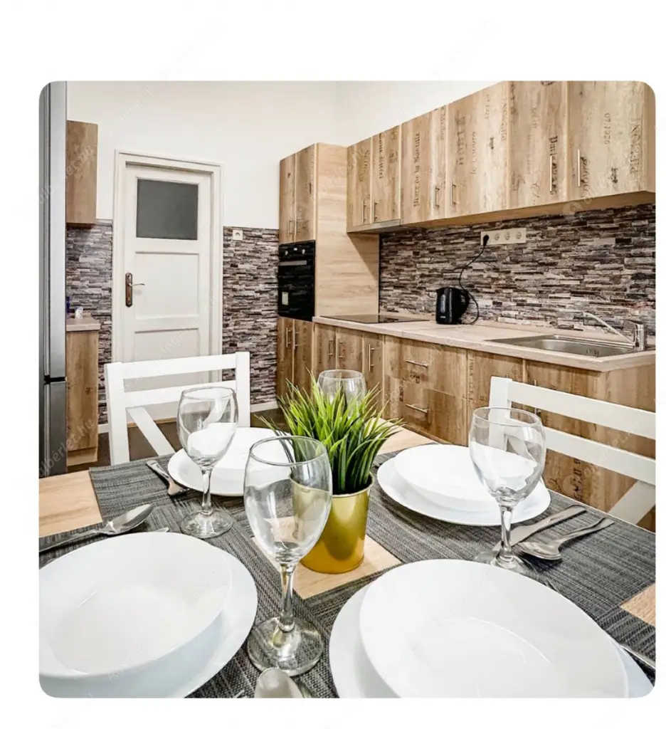 Kiadó albérlet 449000 Ft/hó áron: Budapest, VII. kerület  Wesselényi utca. Mérete: 103 nm, 3 szobás | Alberlet.hu - 6617951