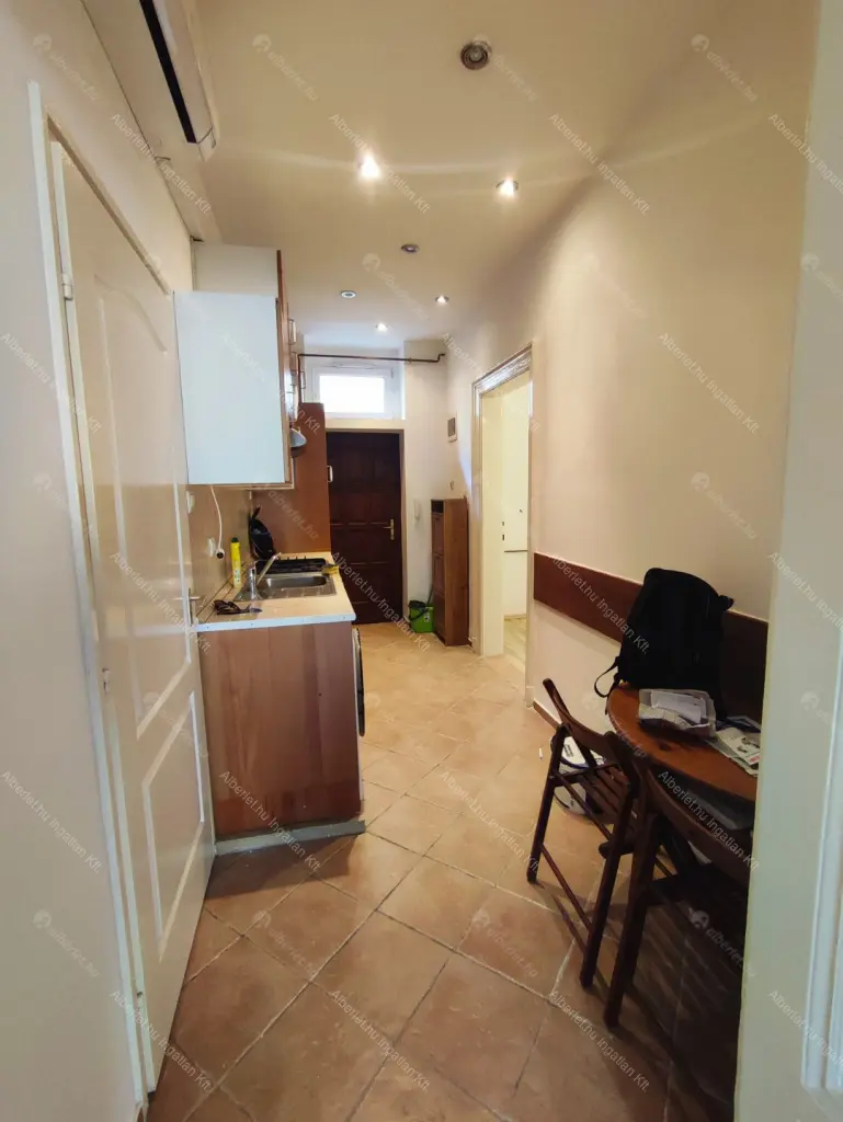 Kiadó albérlet 250000 Ft/hó áron: Budapest, VII. kerület  Wesselényi utca. Mérete: 46 nm, 2 szobás | Alberlet.hu - 6707346