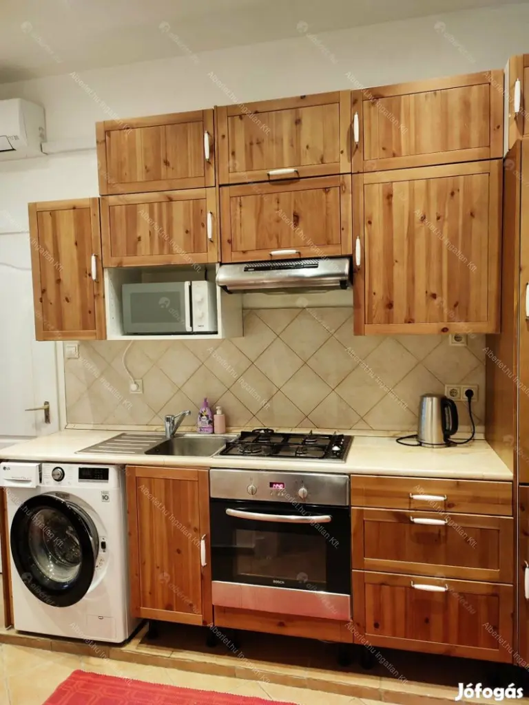 Kiadó albérlet 250000 Ft/hó áron: Budapest, VII. kerület  Wesselényi utca. Mérete: 46 nm, 2 szobás | Alberlet.hu - 6707357
