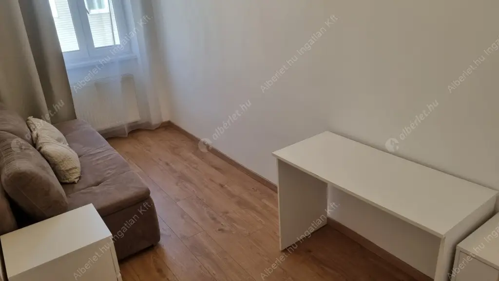 Kiadó albérlet 250000 Ft/hó áron: Budapest, VII. kerület  Wesselényi utca. Mérete: 54 nm, 1 szobás | Alberlet.hu - 6573185