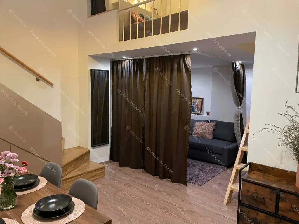 Kiadó albérlet 290000 Ft/hó áron: Budapest, VII. kerület  Wesselényi utca. Mérete: 65 nm, 1 szobás | Alberlet.hu - 6671504