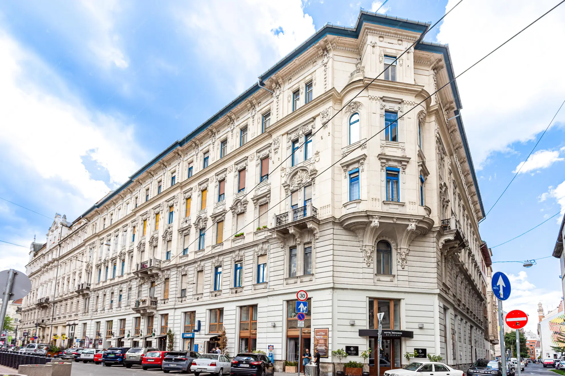 Kiadó albérlet 285000 Ft/hó áron: Budapest, VII. kerület  Wesselényi utca. Mérete: 70 nm, 2 szobás | Alberlet.hu - 6627249