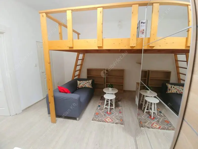 Kiadó albérlet 180000 Ft/hó áron: Budapest, VIII. kerület  Alföldi utca. Mérete: 38 nm, 1 szobás | Alberlet.hu - 6620164