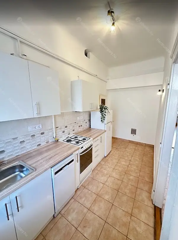 Kiadó albérlet 280000 Ft/hó áron: Budapest, VIII. kerület  Auróra utca. Mérete: 62 nm, 2 szobás | Alberlet.hu - 6709476